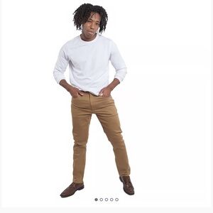 NWT Perfect Jean Co Tobacco men’s jeans 44 x 34
Slim thick